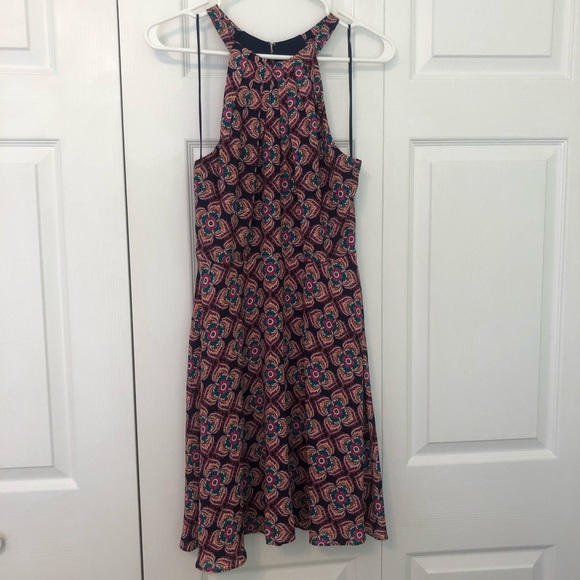 Express Dress - Picture 6 of 7